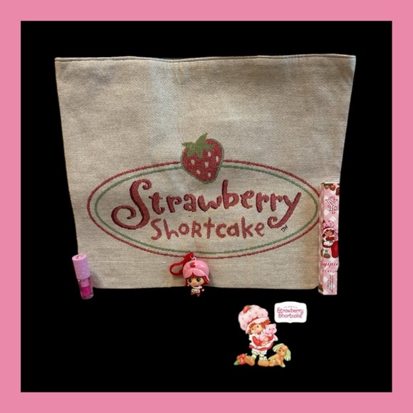Strawberry Shortcake Handbags - ❗️NEW❗️Super Strawberry Shortcake Bundle